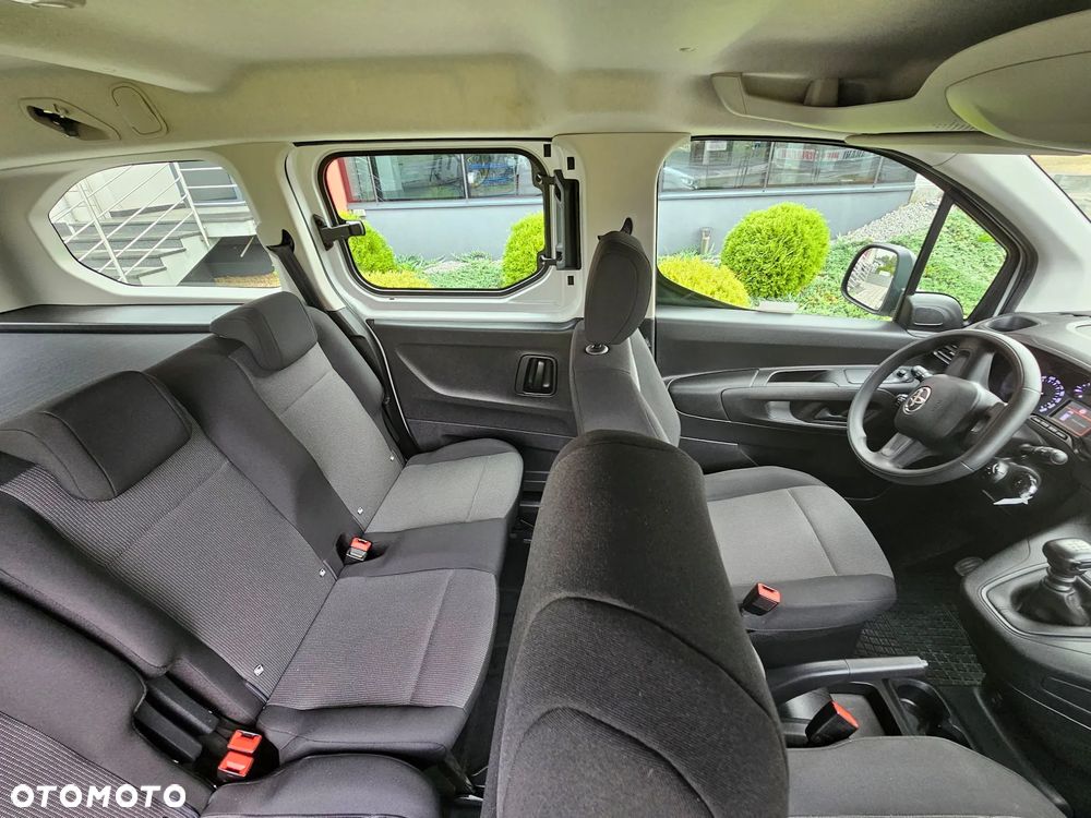 Toyota Proace City Verso Long 1.5 D-4D Business - 26