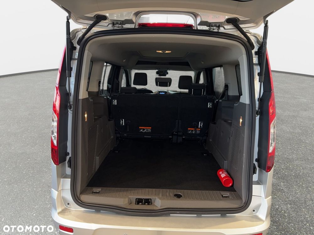 Ford Tourneo Connect - 13