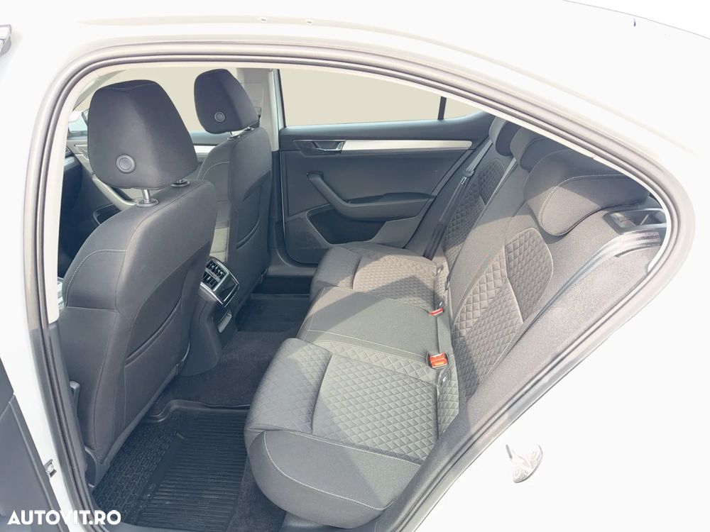 Skoda Superb 2.0 TDI DSG Style - 12