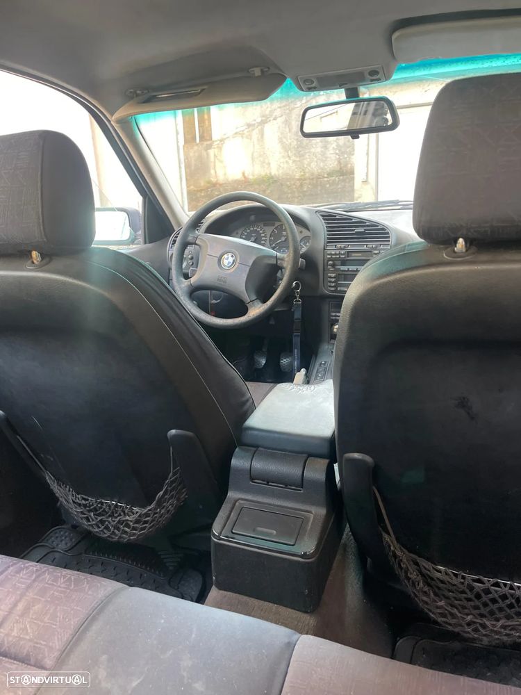 BMW 318 tds Touring - 2