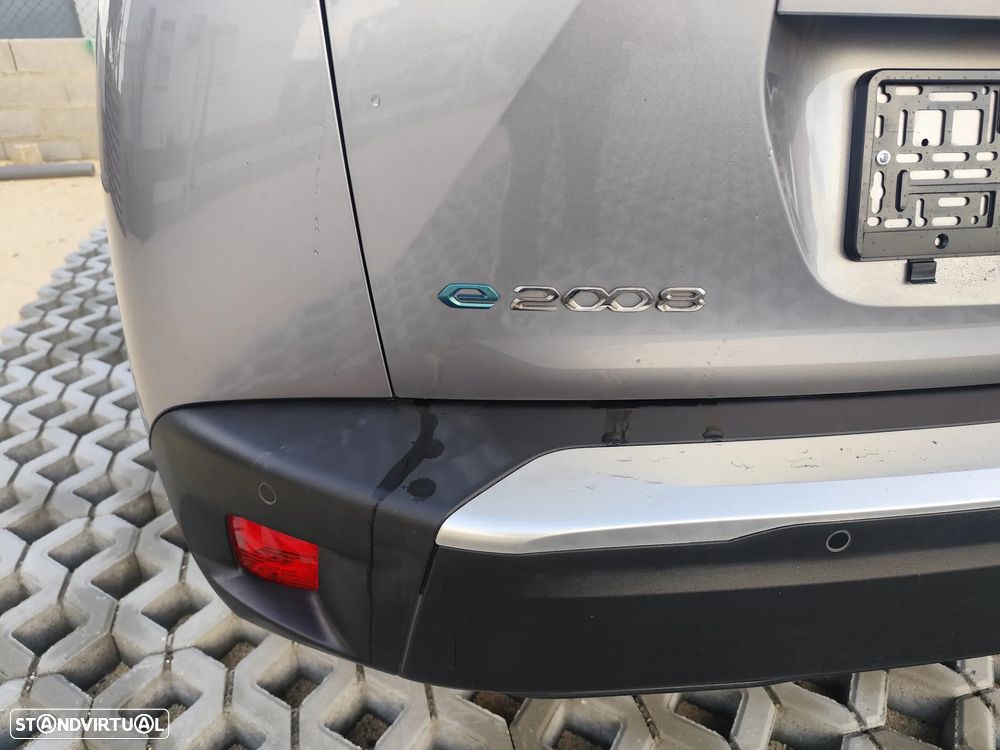 Peugeot e-2008 Active Pack - 11