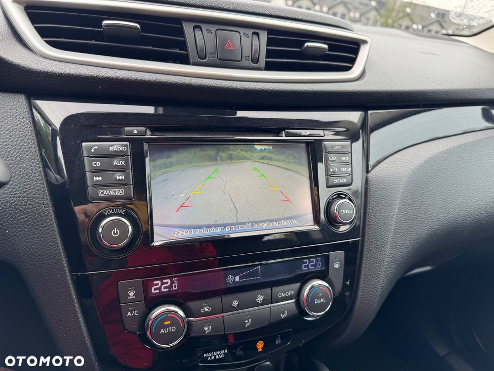 Nissan Qashqai 1.2 DIG-T N-Connecta - 19