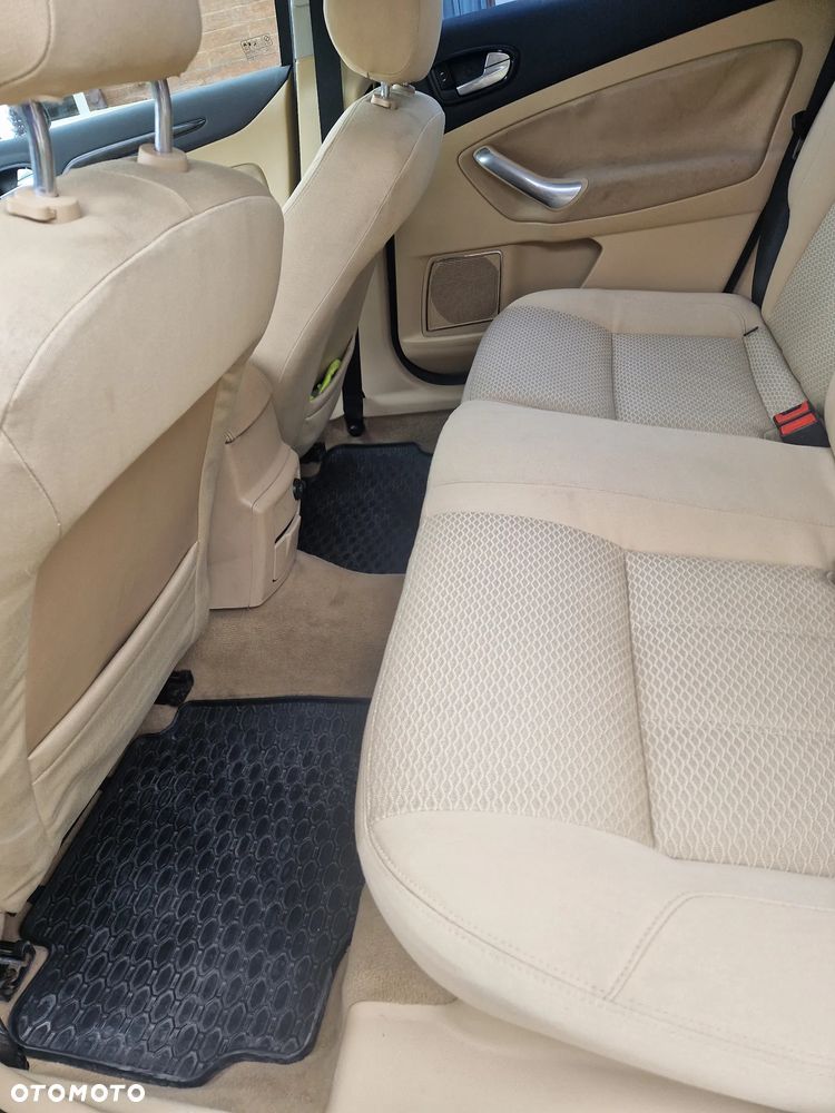 Ford Mondeo 2.0 Ghia X - 8