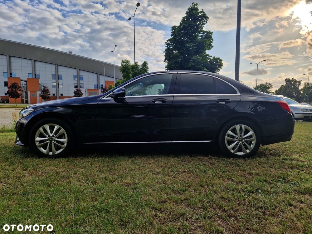 Mercedes-Benz Klasa C 200 7G-TRONIC Edition - 2