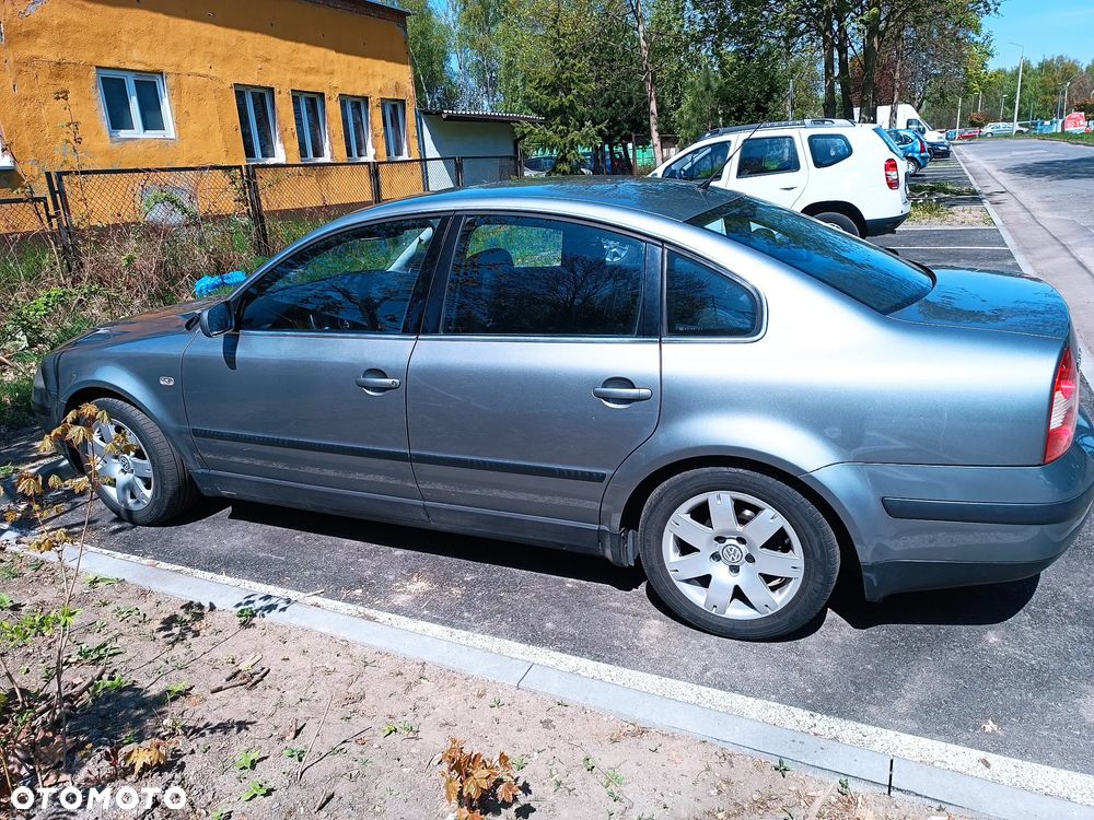 Volkswagen Passat 2.0 Comfortline - 5