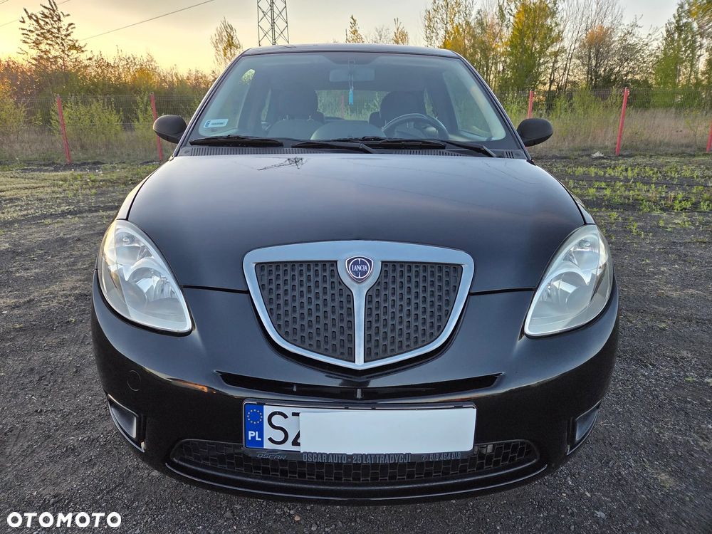 Lancia Ypsilon Y 1.2 8v Oro - 4