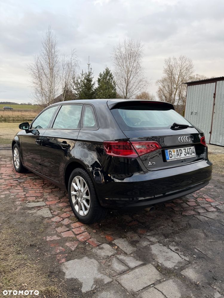 Audi A3 Sportback 1.6 TDI - 4