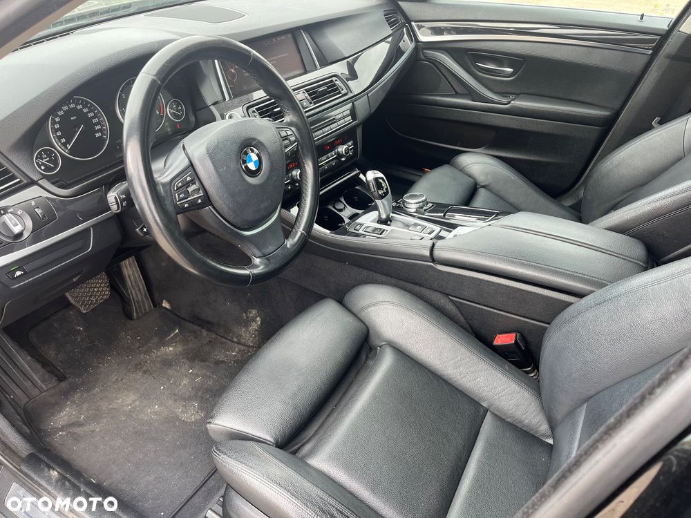 BMW Seria 5 530d Sport-Aut Luxury Line - 9