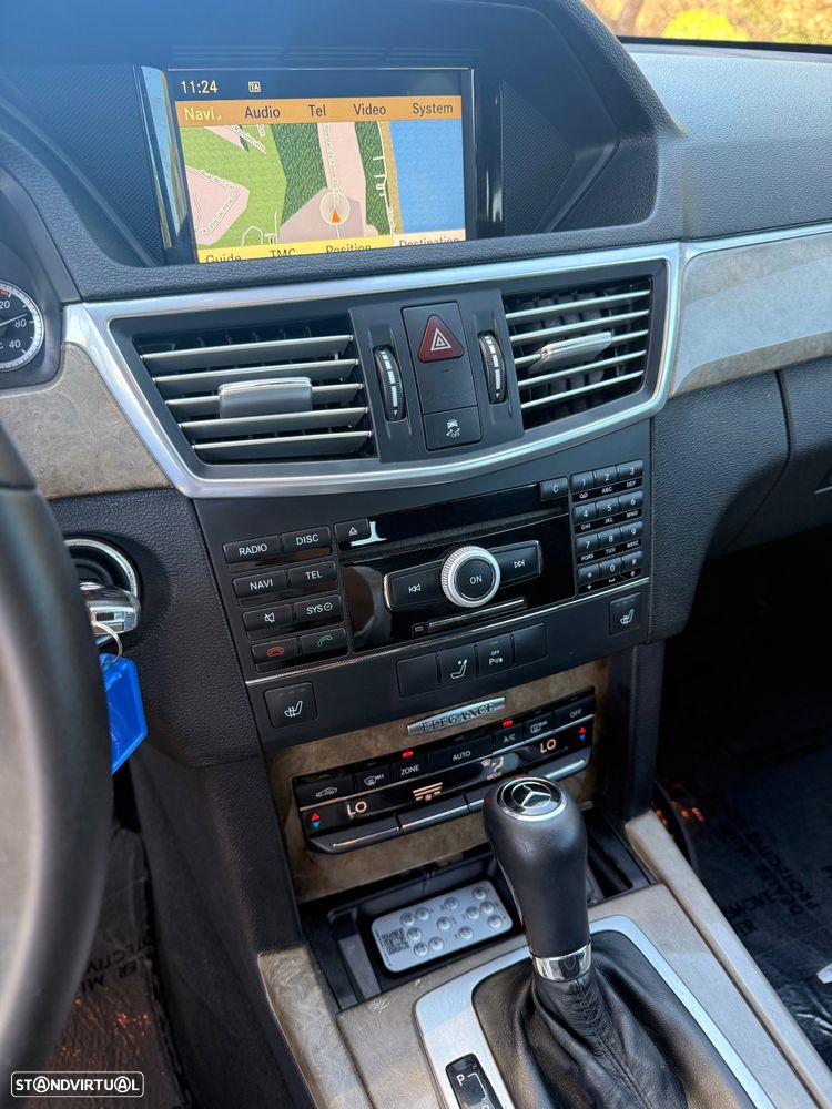 Mercedes-Benz E 250 CGI BlueEFFICIENCY 7G-TRONIC Elegance - 12