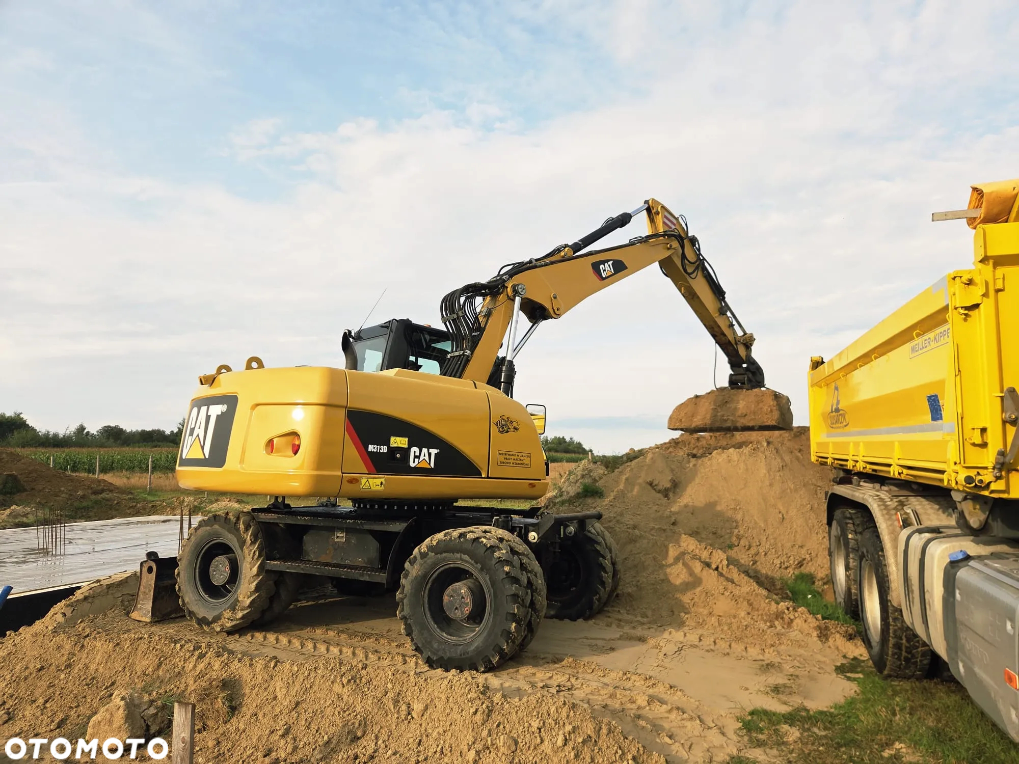 Caterpillar M313D - 14