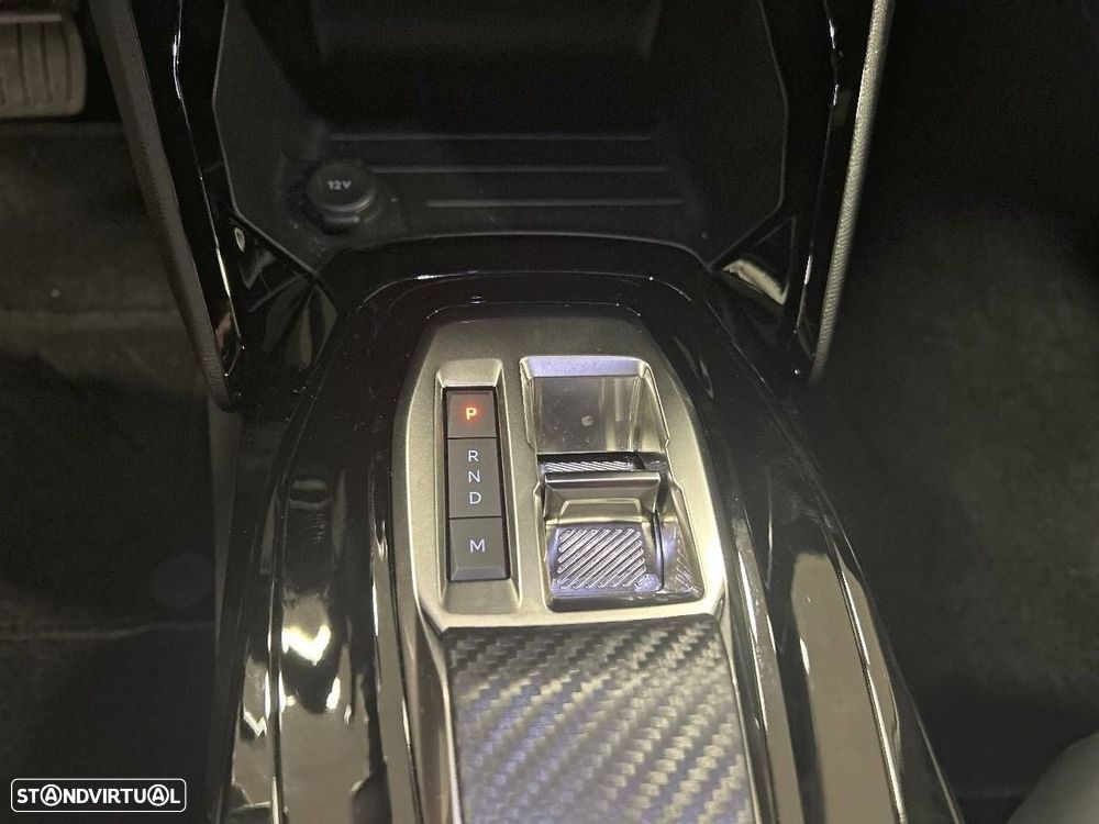 Peugeot 2008 1.2 Hybrid Allure e-DCS6 - 19