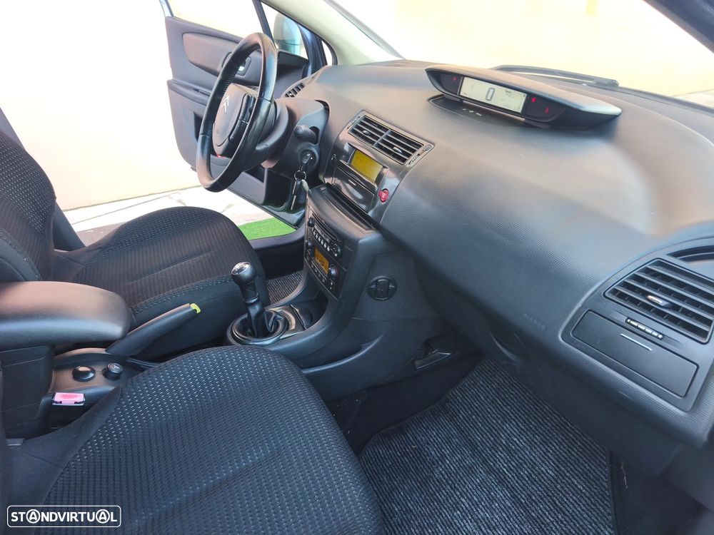 Citroën C4 1.6 HDi VTR Pack - 11