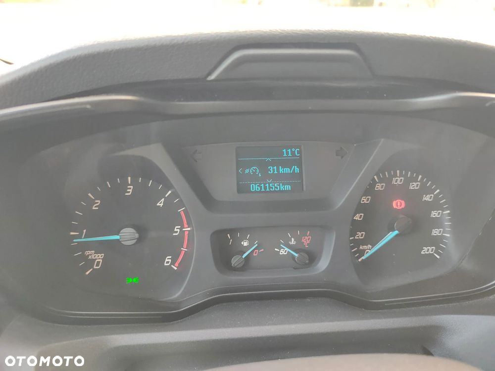 Ford Transit - 10
