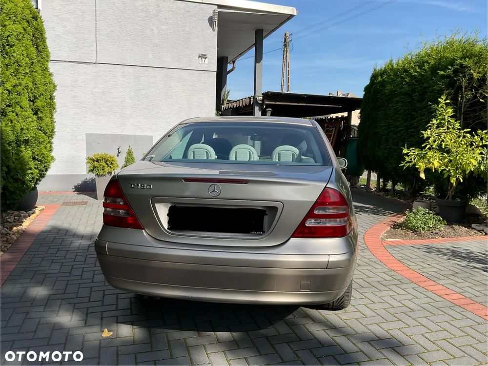 Mercedes-Benz Klasa C - 8