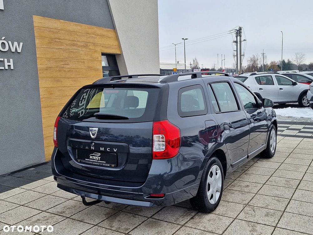 Dacia Logan SCe 75 Essential - 5