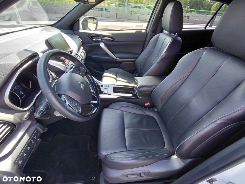 Mitsubishi Eclipse Cross - 10