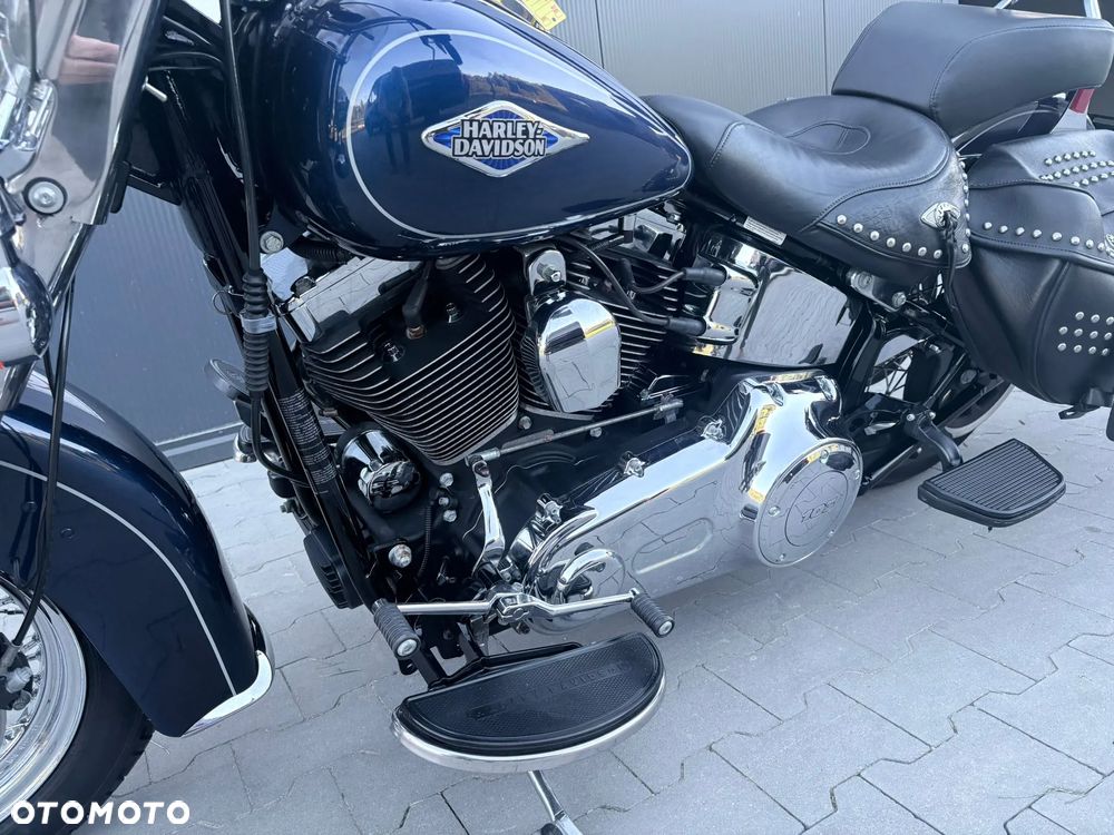 Harley-Davidson Softail Heritage Classic - 12