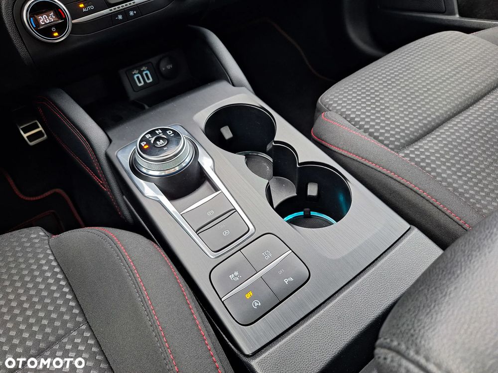 Ford Focus 1.5 EcoBoost ST-Line X - 35