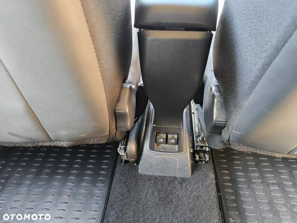 Dacia Sandero 0.9 TCe SL Celebration - 27