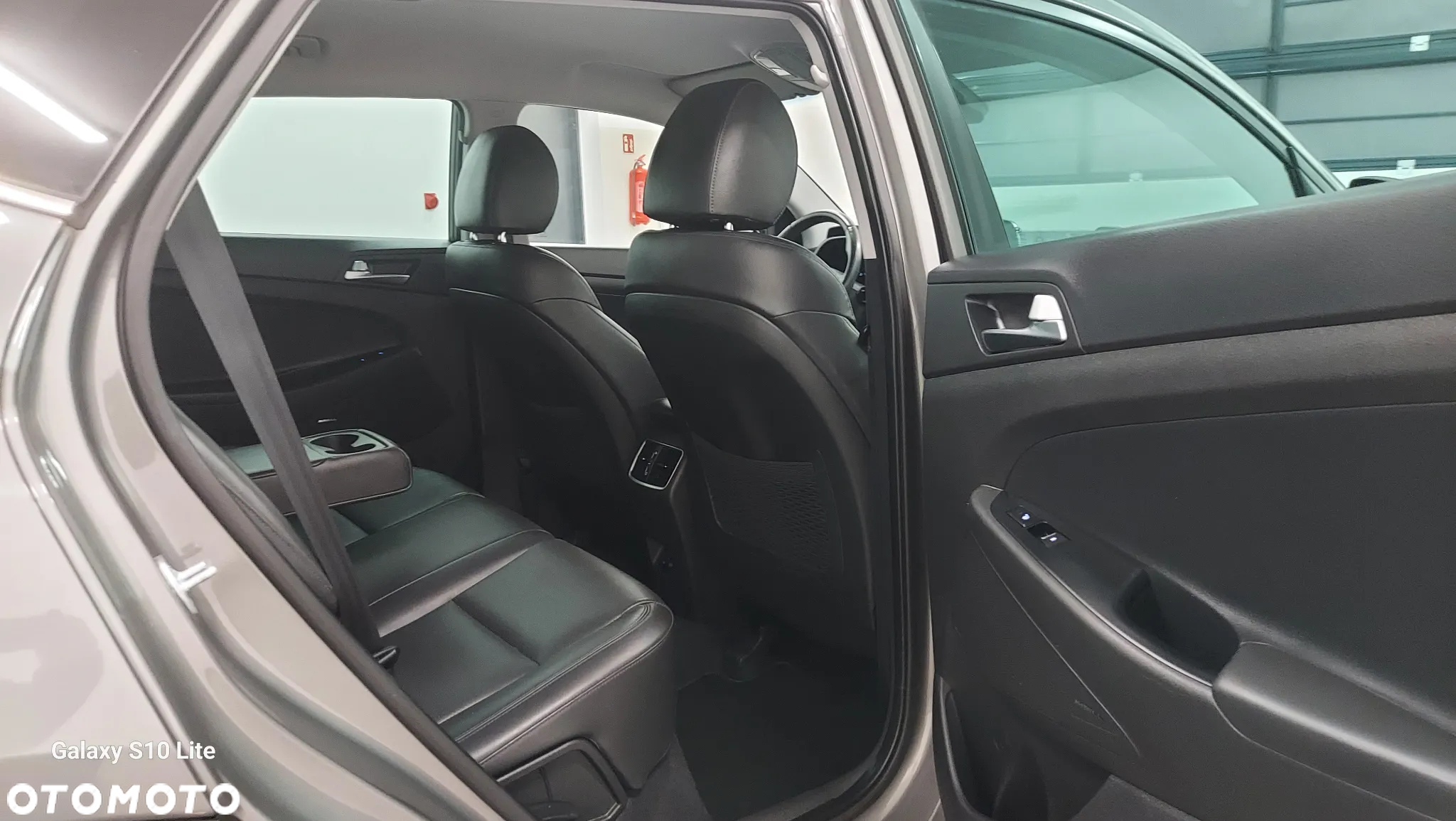 Hyundai Tucson blue 1.6 CRDi 2WD DCT Premium - 32