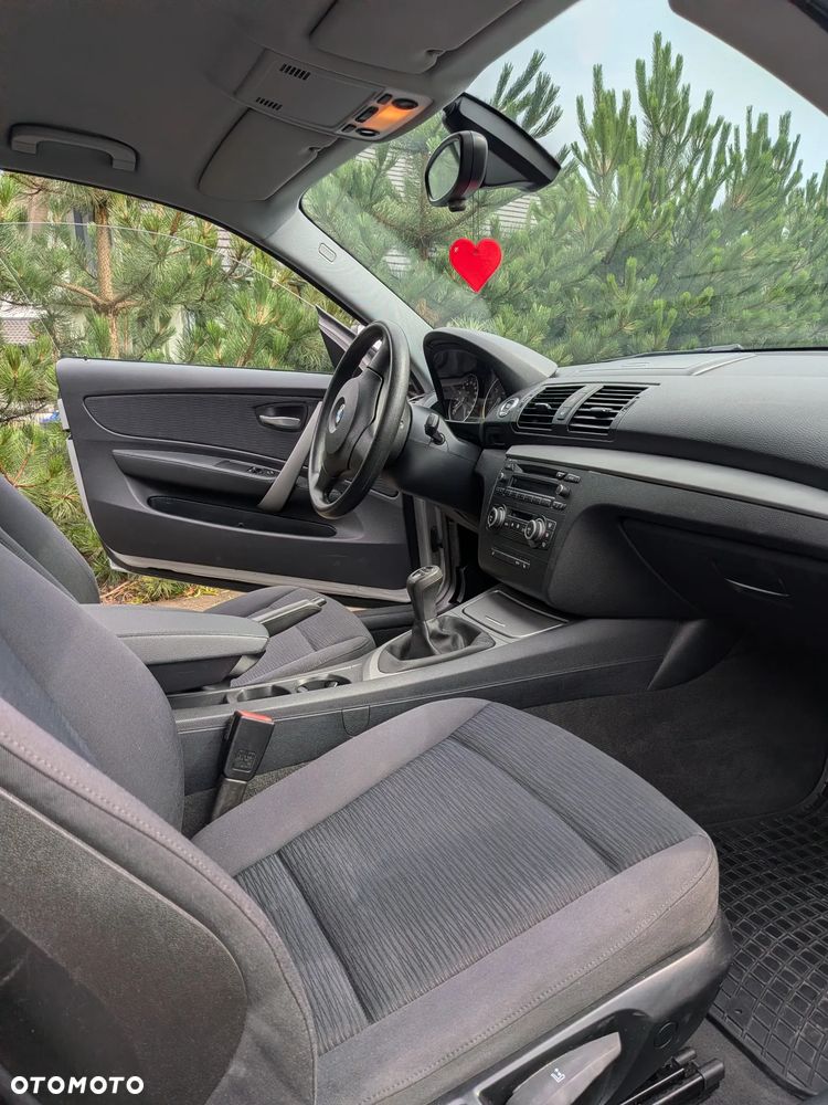 BMW Seria 1 118i - 11