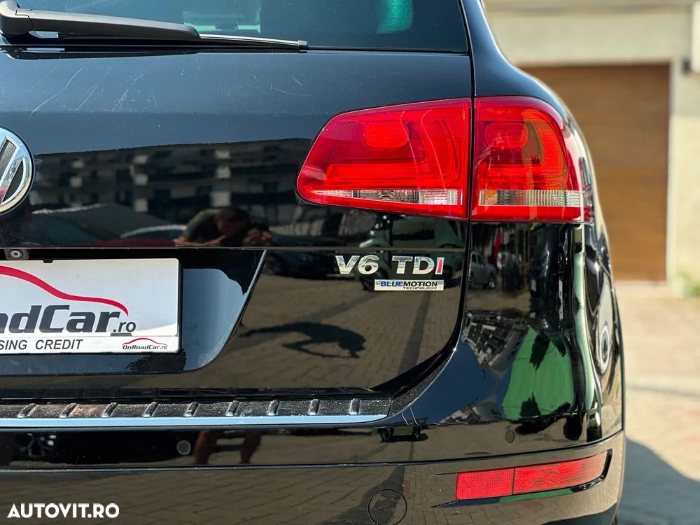 Volkswagen Touareg 3.0 V6 TDI BMT - 17