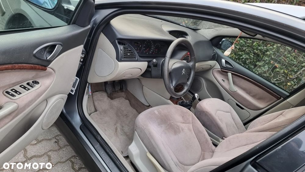 Citroën C5 2.0 HDi SX - 8