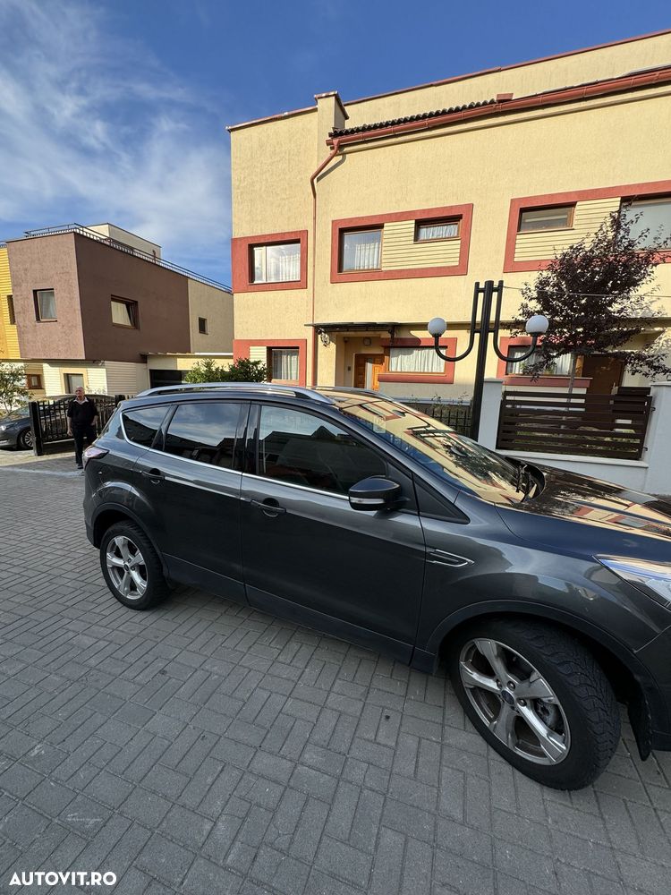 Ford Kuga 2.0 TDCi 4WD Powershift ST-Line - 3