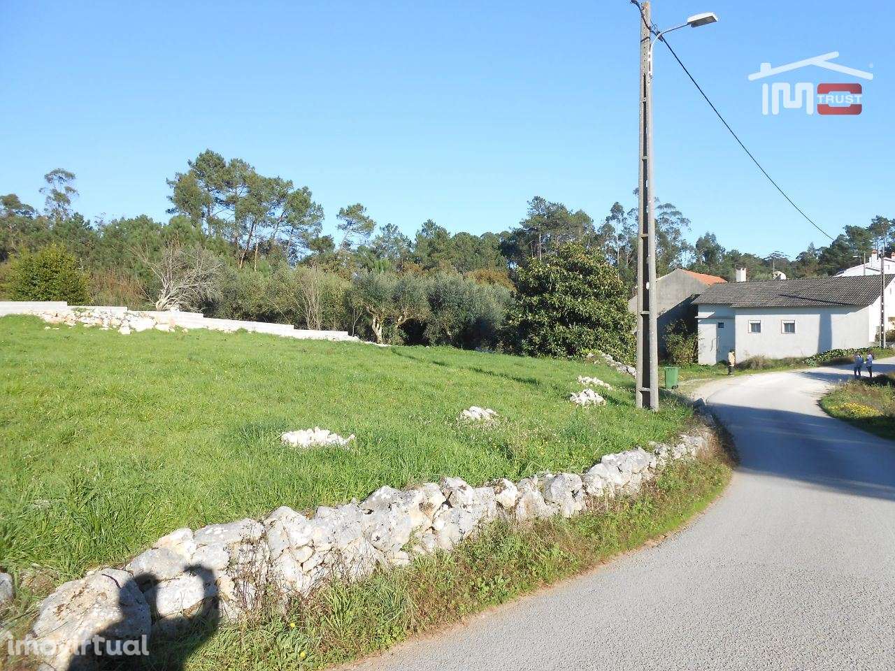 LOTE DE TERRENO COM 900 M2 PARA CONSTRUÇÃO LAPA FURADA SÃO MAMEDE - Grande imagem: 4/11