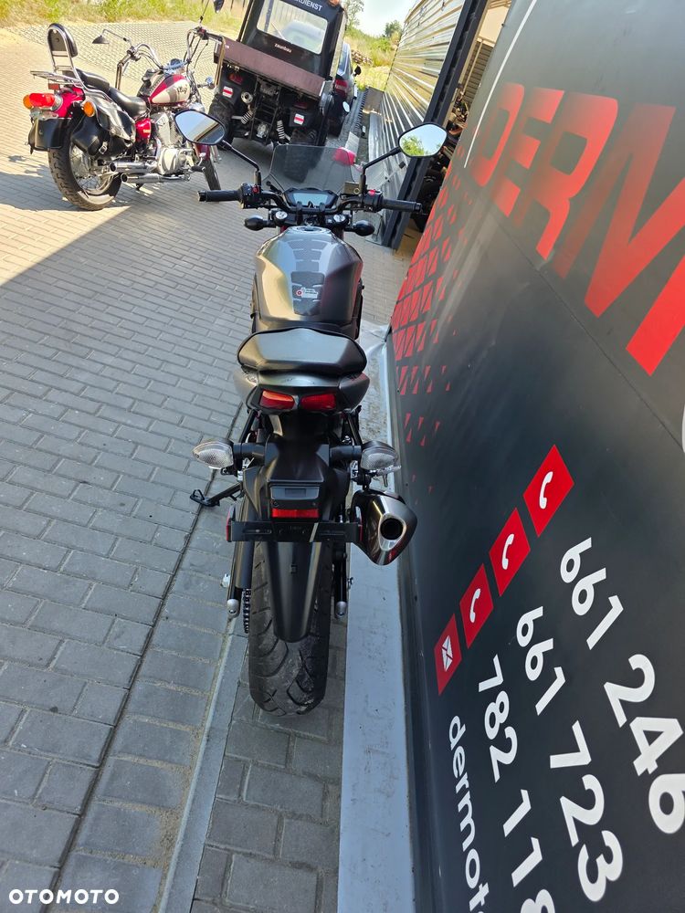 Suzuki SV - 17