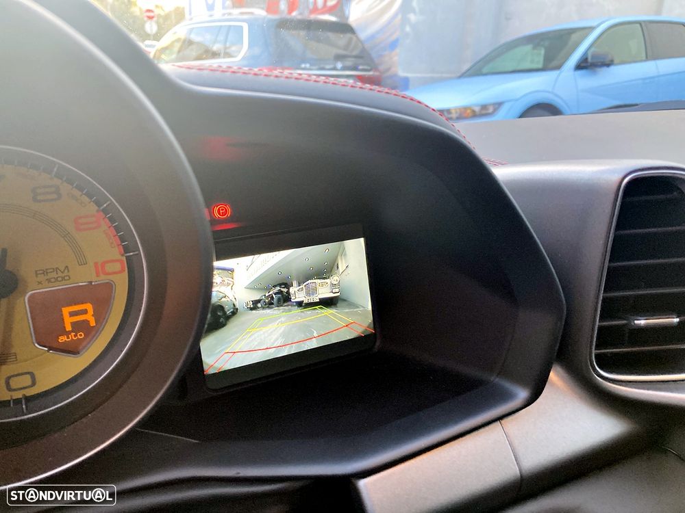 Ferrari 458 Italia - 14