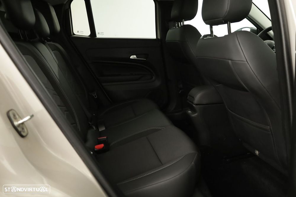 Jeep Avenger 54 kWh Summit - 20