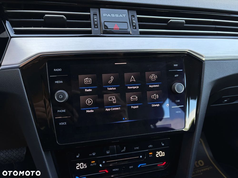 Volkswagen Passat - 27