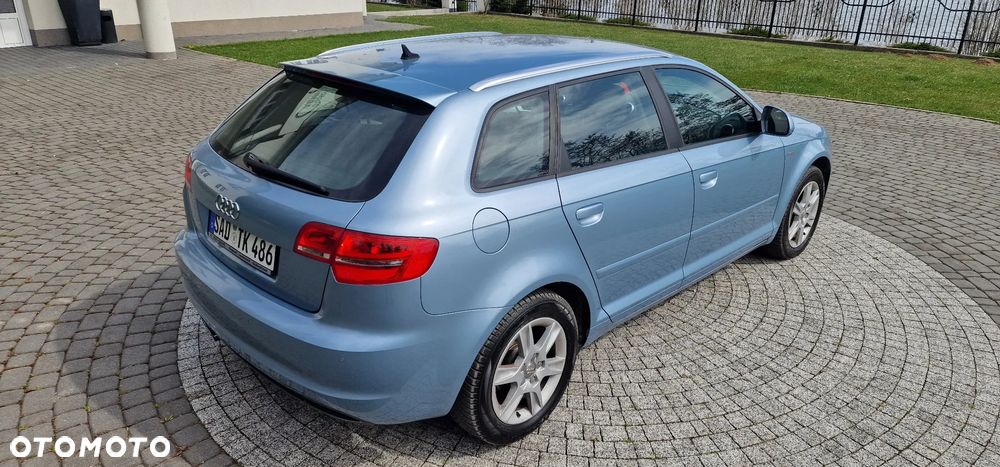 Audi A3 Sportback 2.0 TDI Ambiente - 27