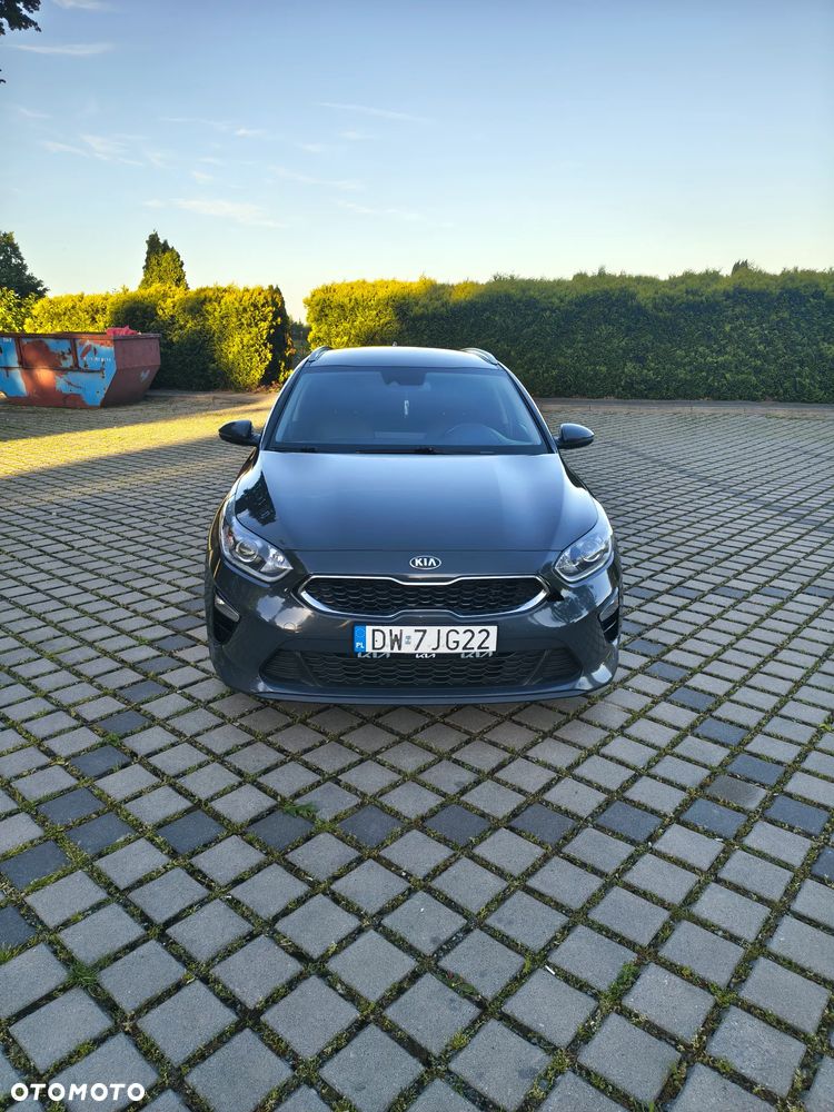 Kia Ceed 1.6 CRDi mHEV L Business Line - 3
