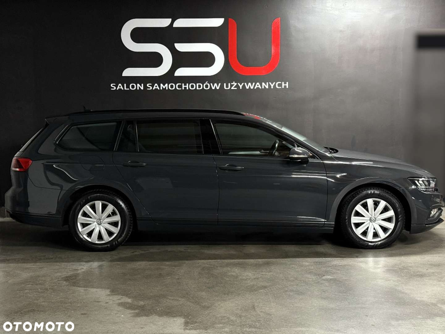 Volkswagen Passat - 16