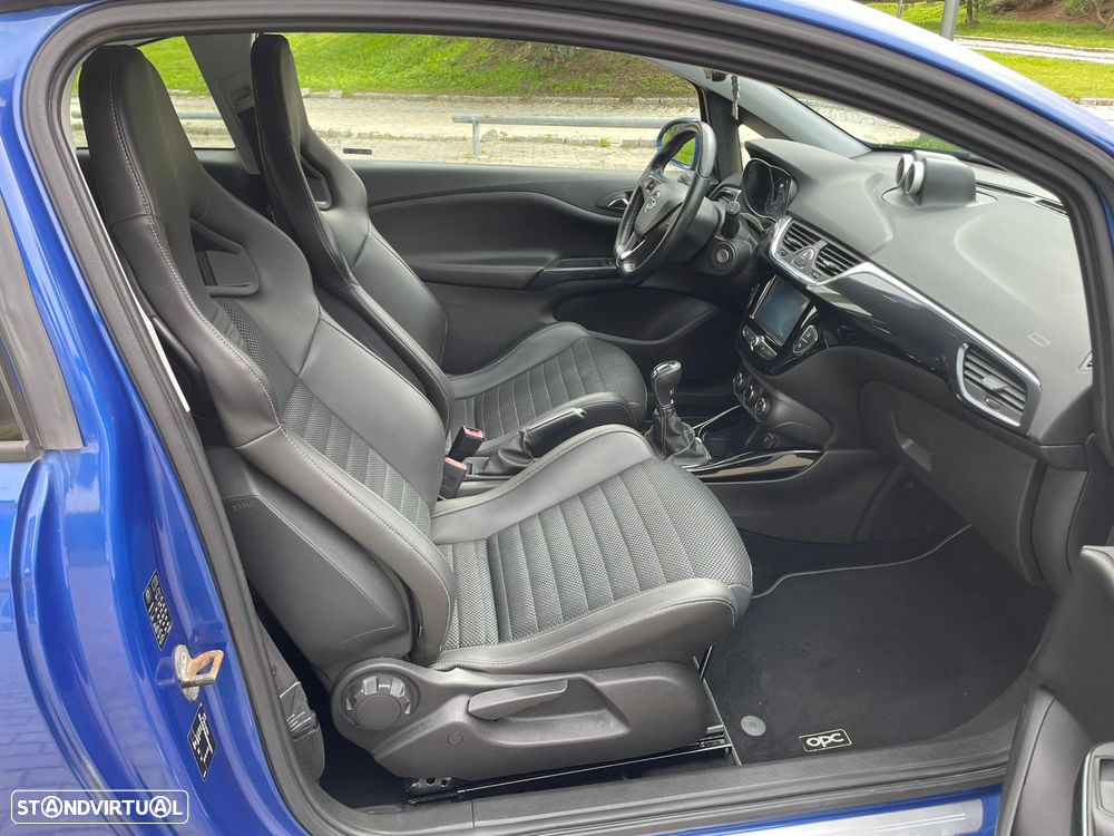 Opel Corsa 1.6 Turbo OPC - 17