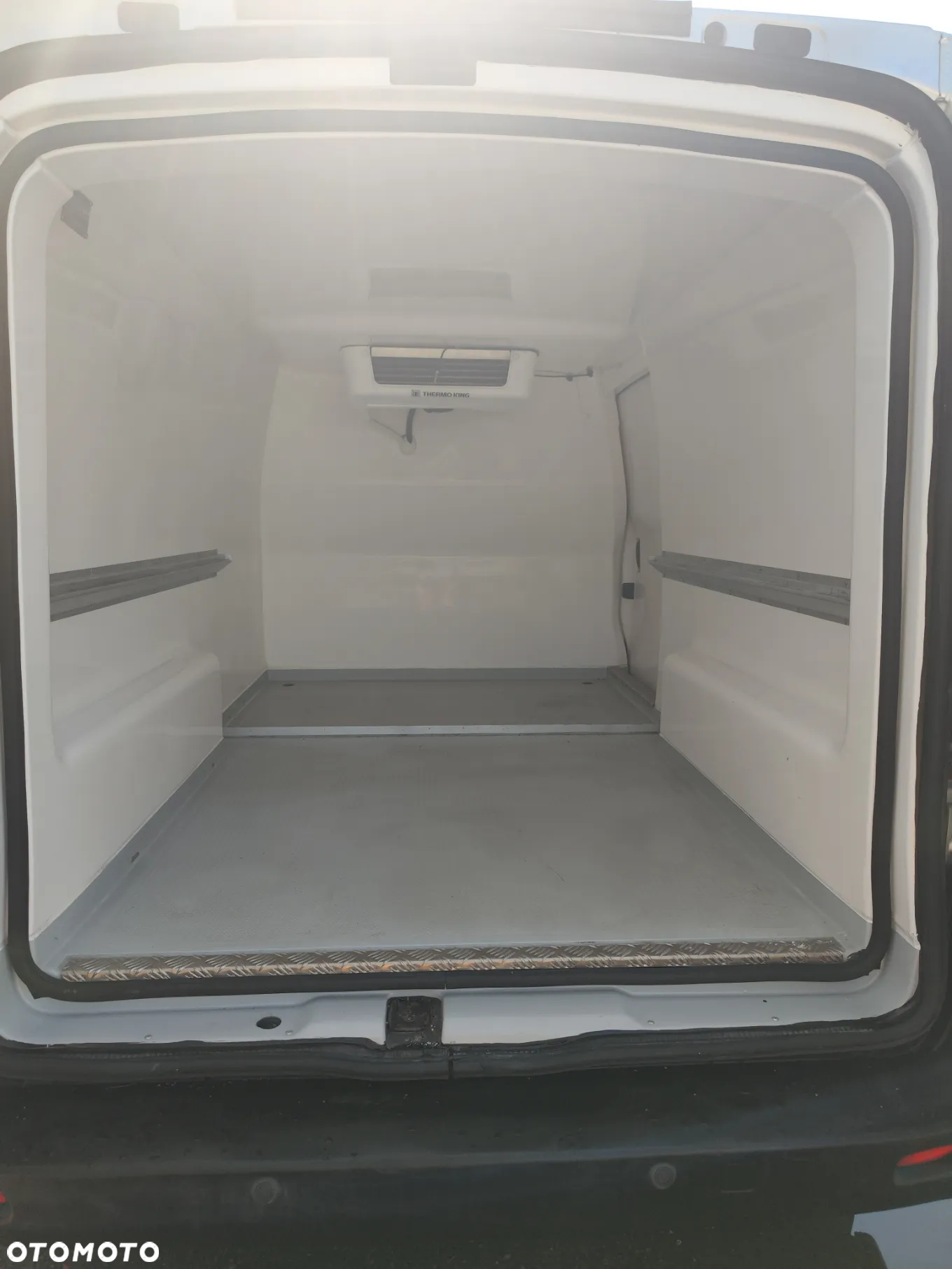Peugeot Expert - 9