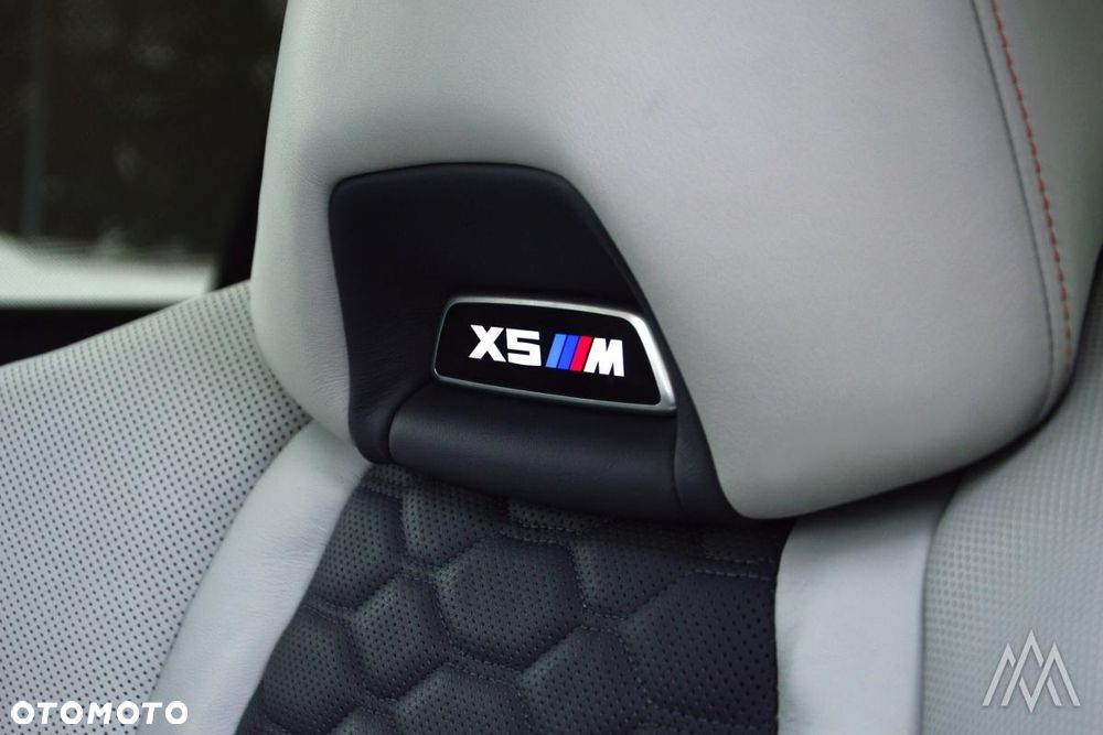 BMW X5 M Competition - 14