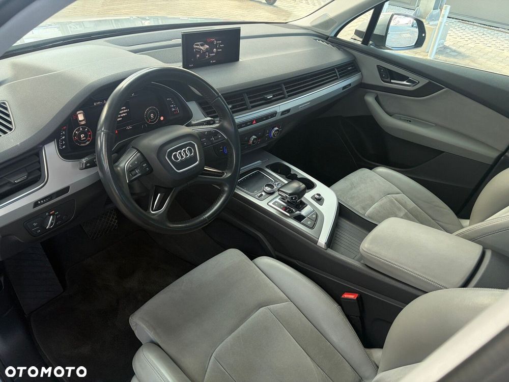 Audi Q7 - 18