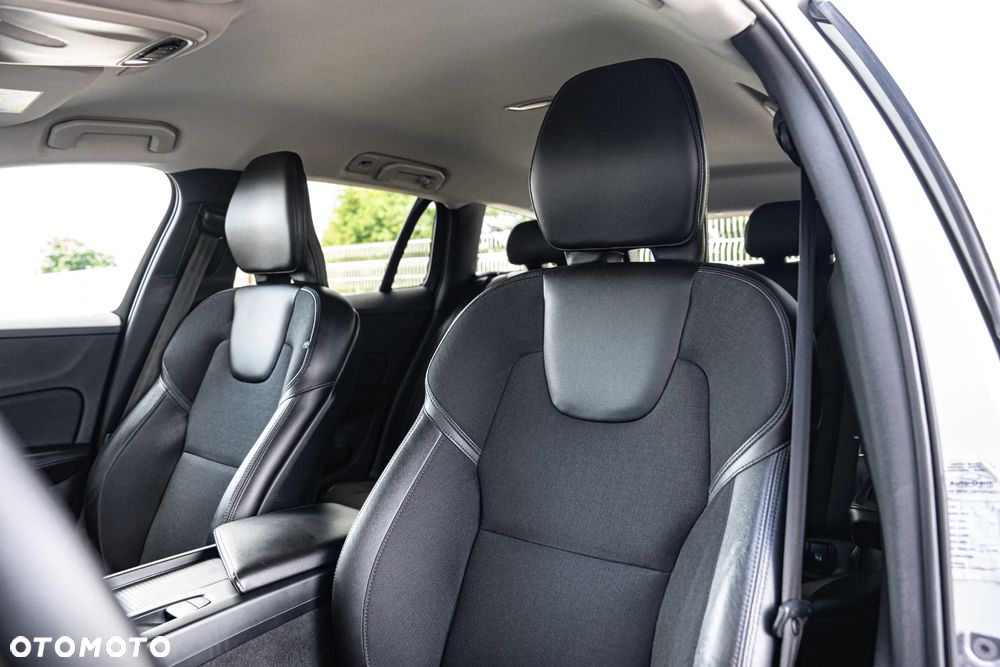Volvo V60 D3 Geartronic Momentum - 16