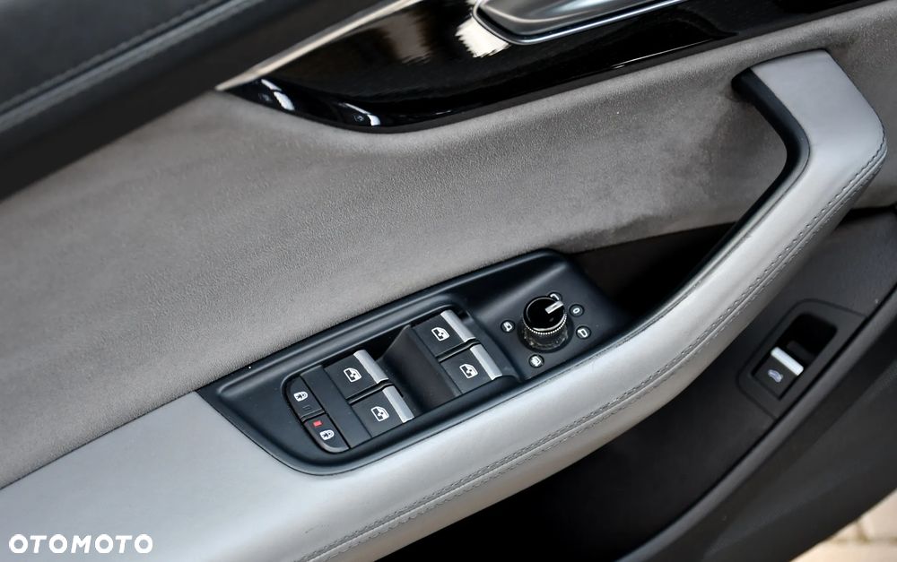 Audi Q8 50 TDI quattro tiptronic - 12