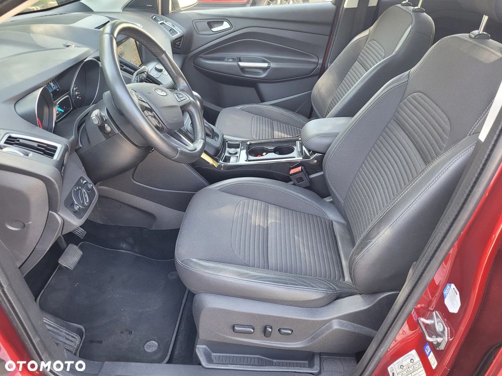 Ford Kuga 1.5 EcoBoost 4x4 Titanium - 16
