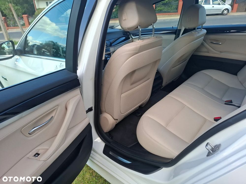 BMW Seria 5 518d Advantage - 18