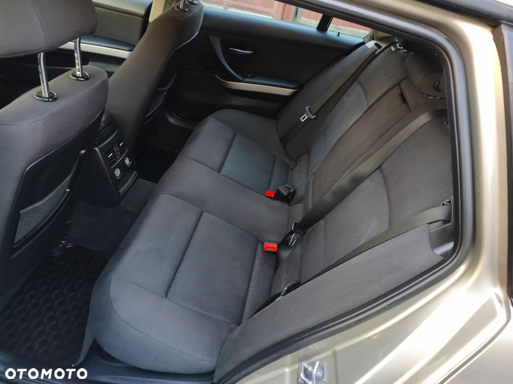 BMW Seria 3 - 20