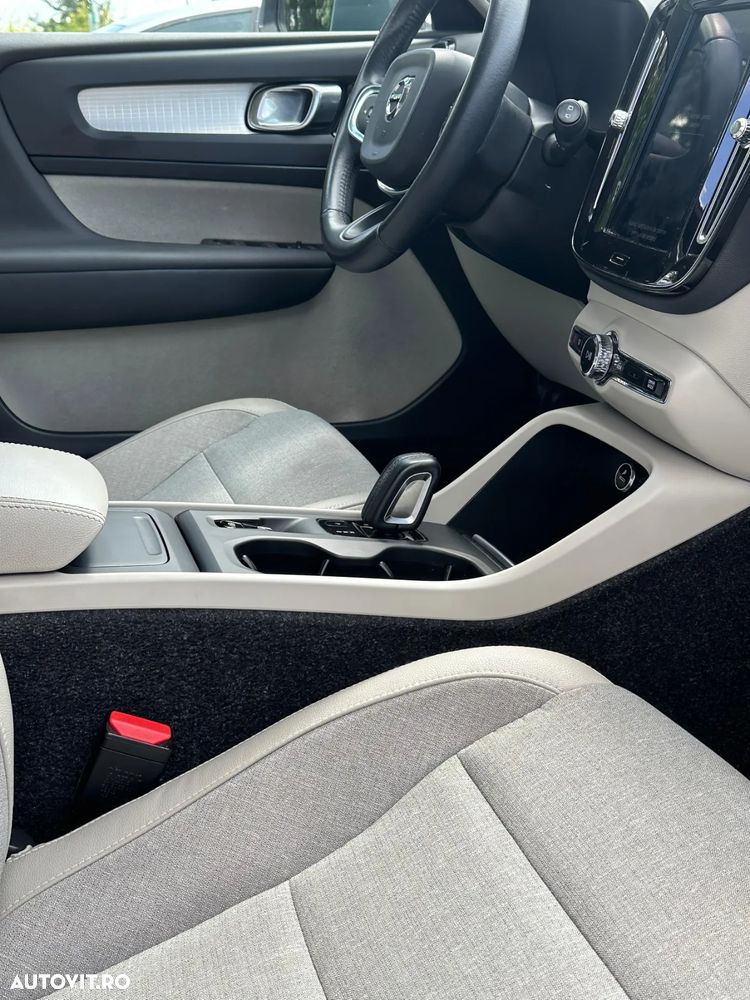 Volvo XC 40 D3 Momentum - 8