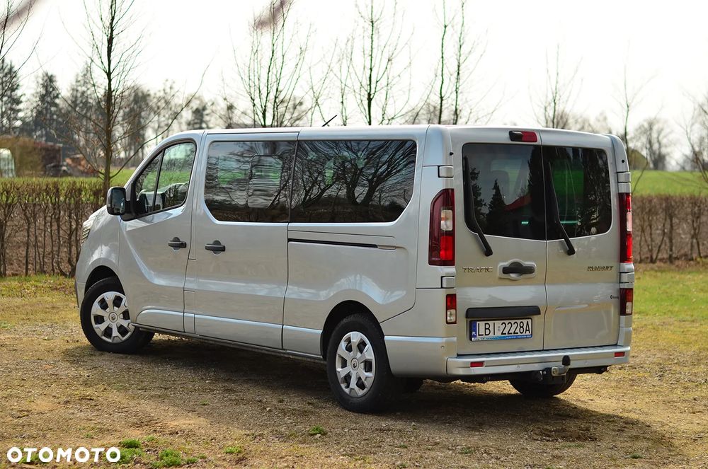 Renault Trafic 2.0 dCi EDC - 4