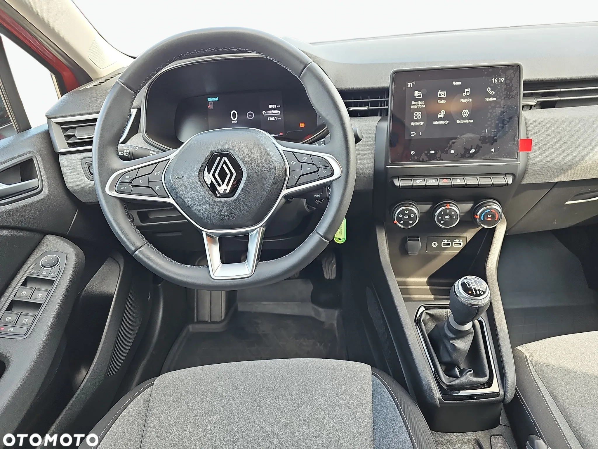 Renault Clio 1.0 TCe Evolution - 12
