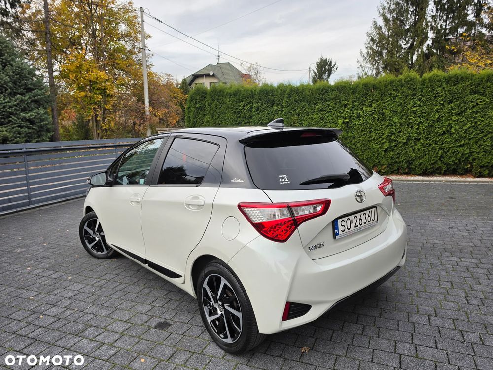 Toyota Yaris 1.5 Selection - 4