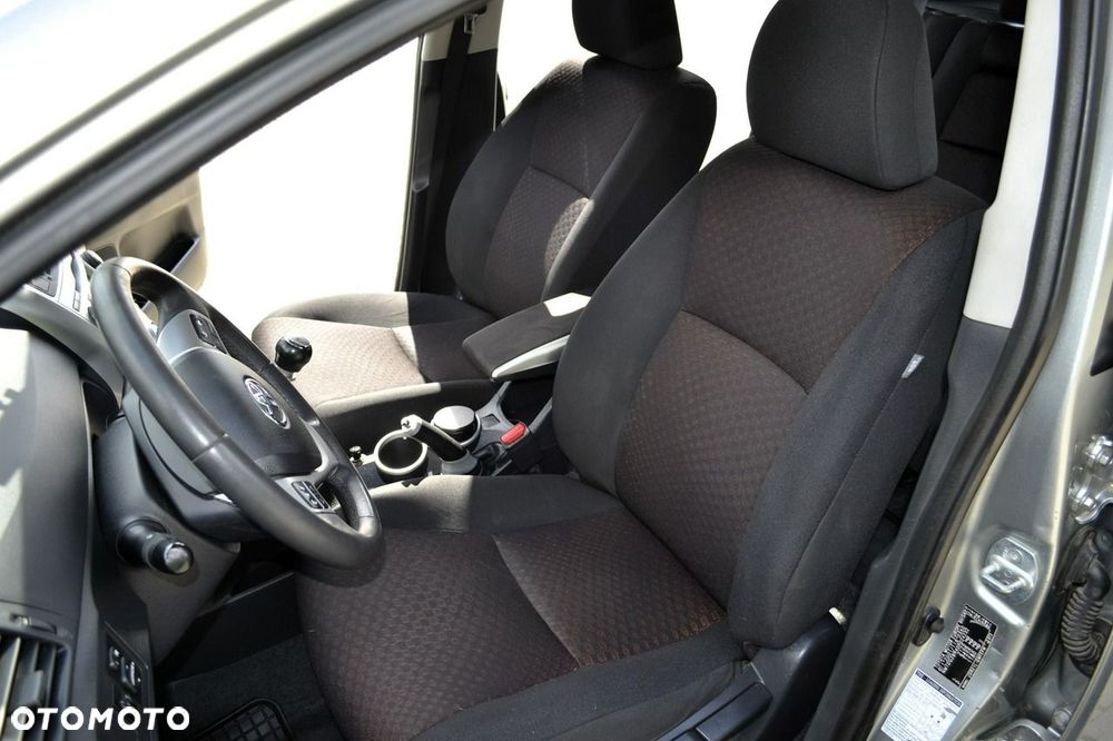 Toyota Verso 1.8 Premium - 26